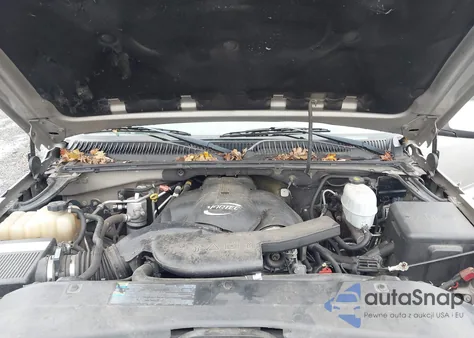 2005 Cadillac Escalade Esv Standard z USA, uszkodzony, nr VIN 3GYFK66N35G197348